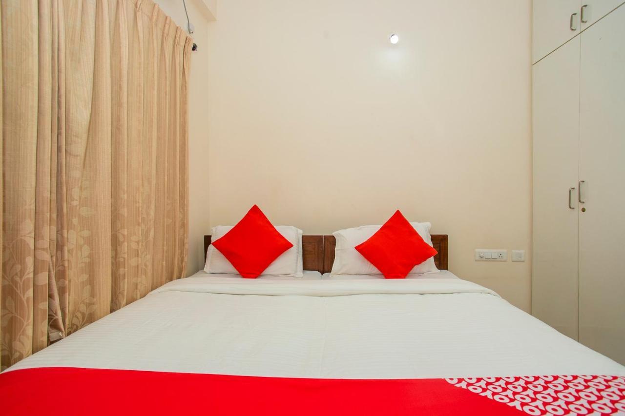 Oyo 4797 Lulu Hospitality Yelahanka Exterior foto