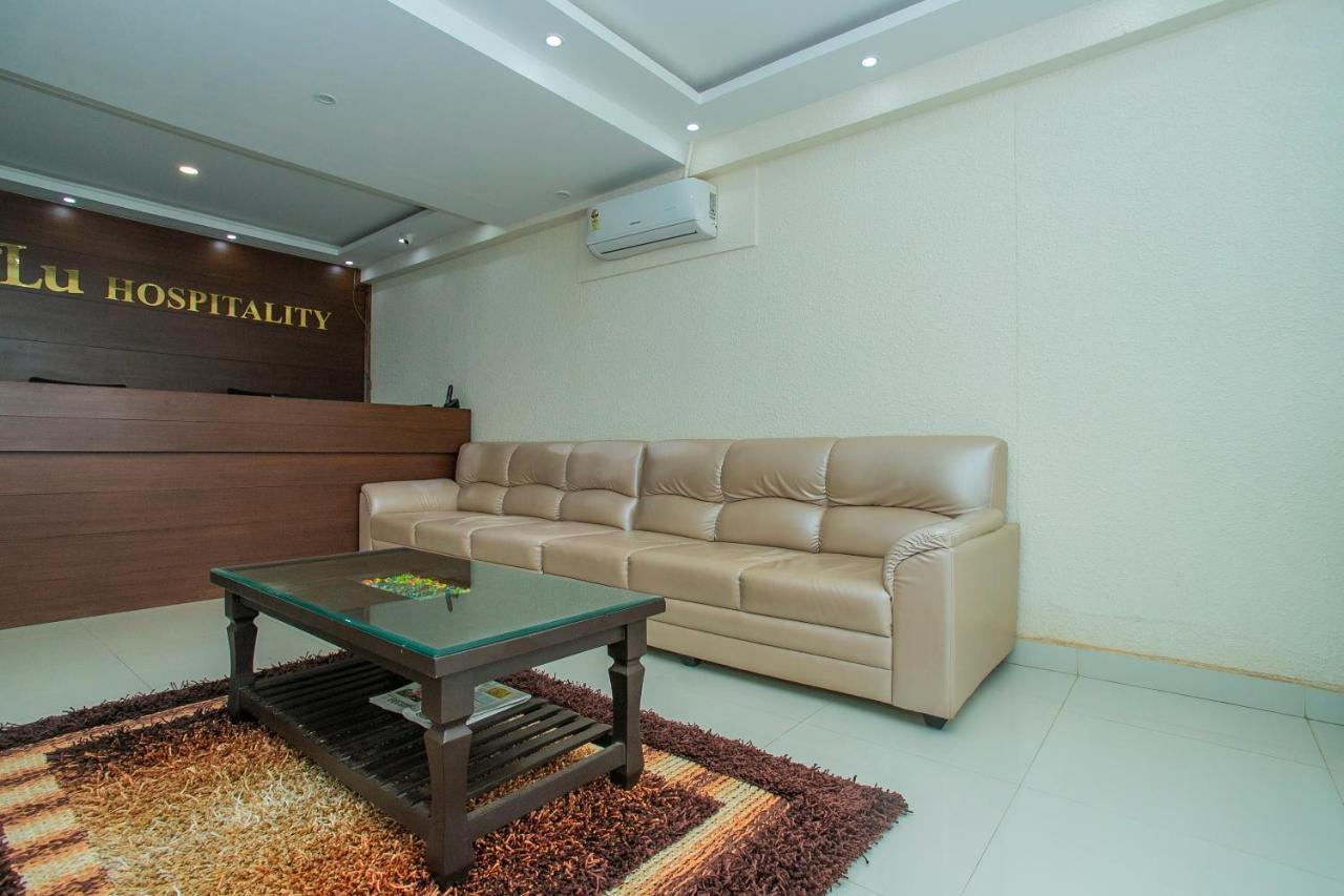 Oyo 4797 Lulu Hospitality Yelahanka Exterior foto