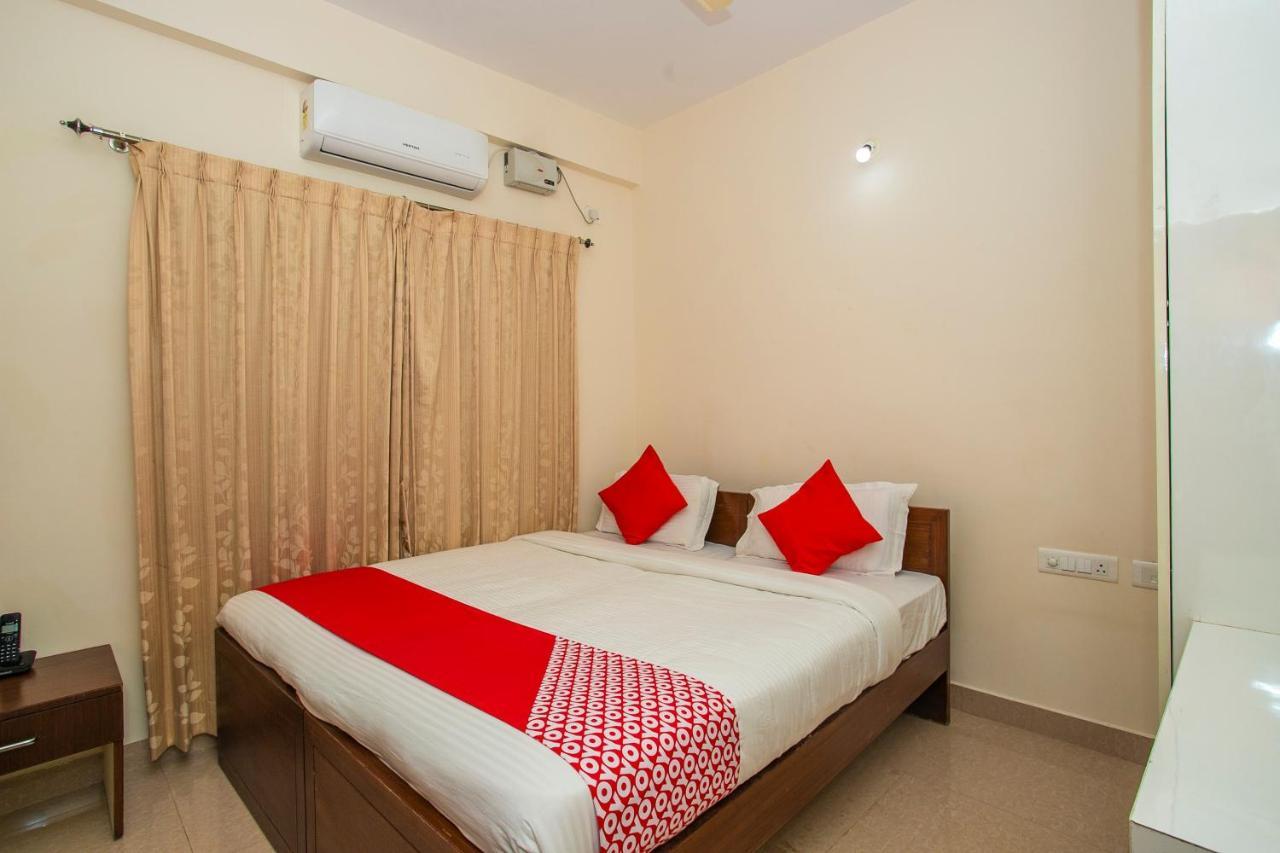 Oyo 4797 Lulu Hospitality Yelahanka Exterior foto