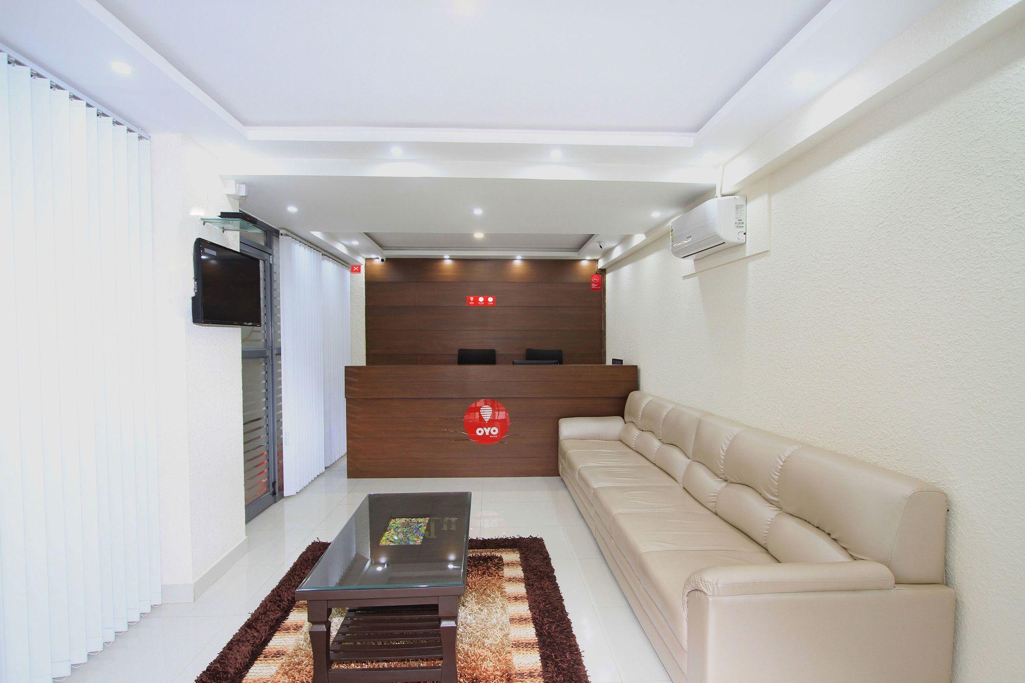 Oyo 4797 Lulu Hospitality Yelahanka Exterior foto