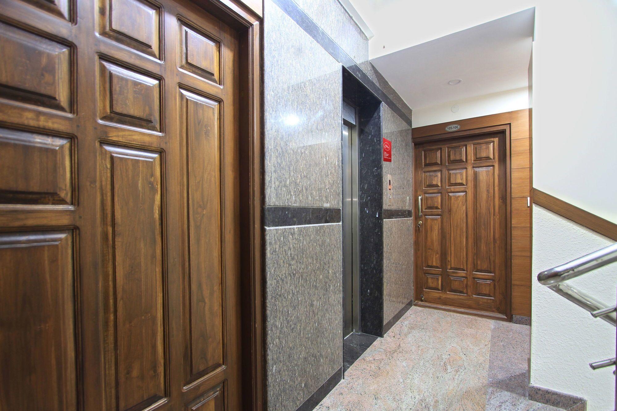 Oyo 4797 Lulu Hospitality Yelahanka Exterior foto